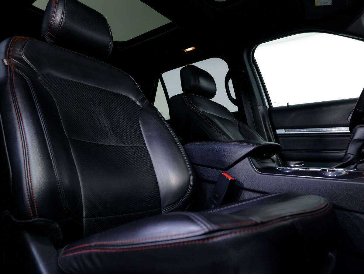 Ford Explorer 2015 года с пробегом. Фото: #11