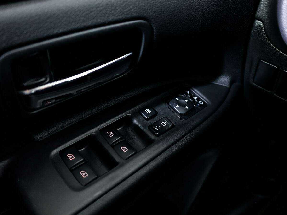 Mitsubishi Outlander 2018 года с пробегом. Фото: #24