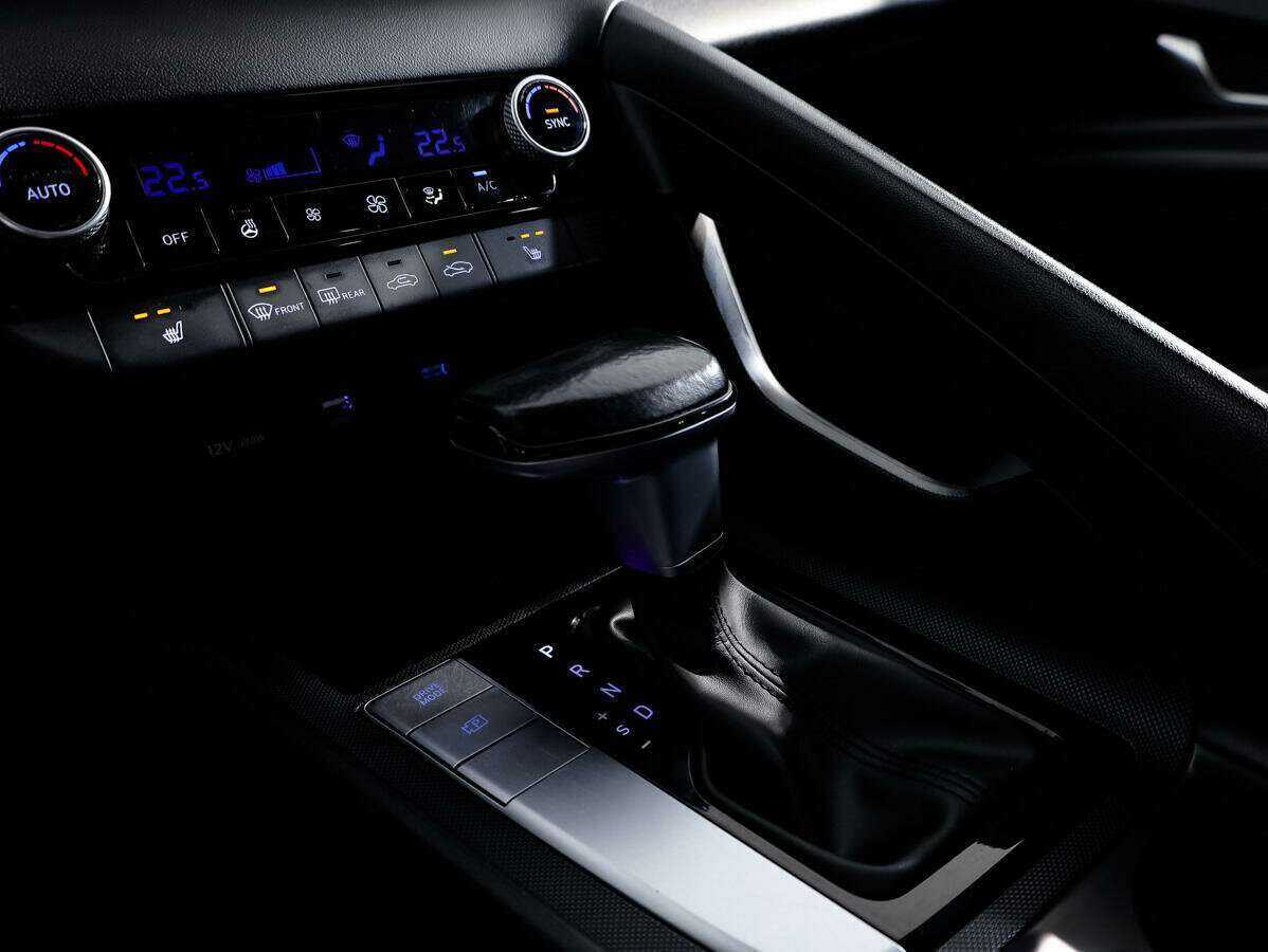 Hyundai Elantra 2021 года с пробегом. Фото: #18