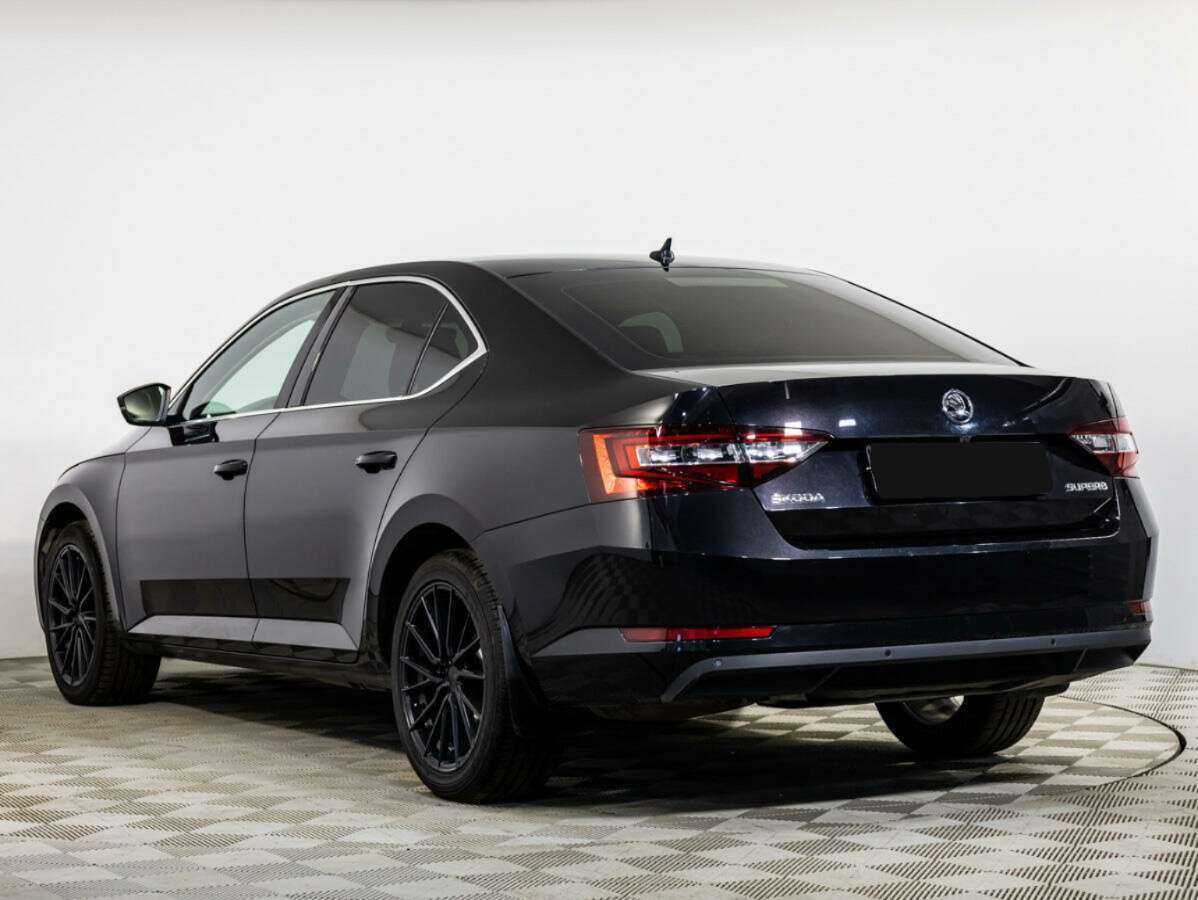 Skoda Superb 2016 года с пробегом. Фото: #5
