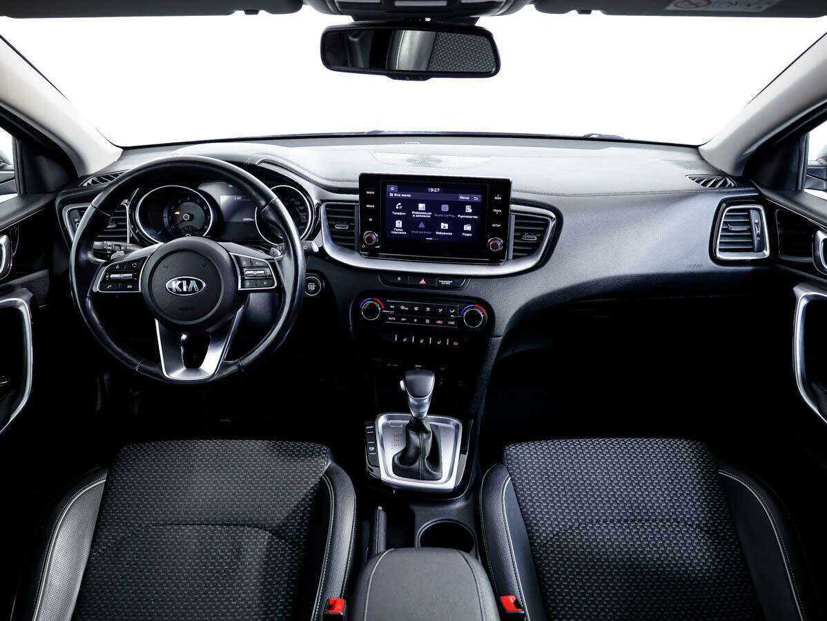 Kia Ceed 2020 года с пробегом. Фото: #8