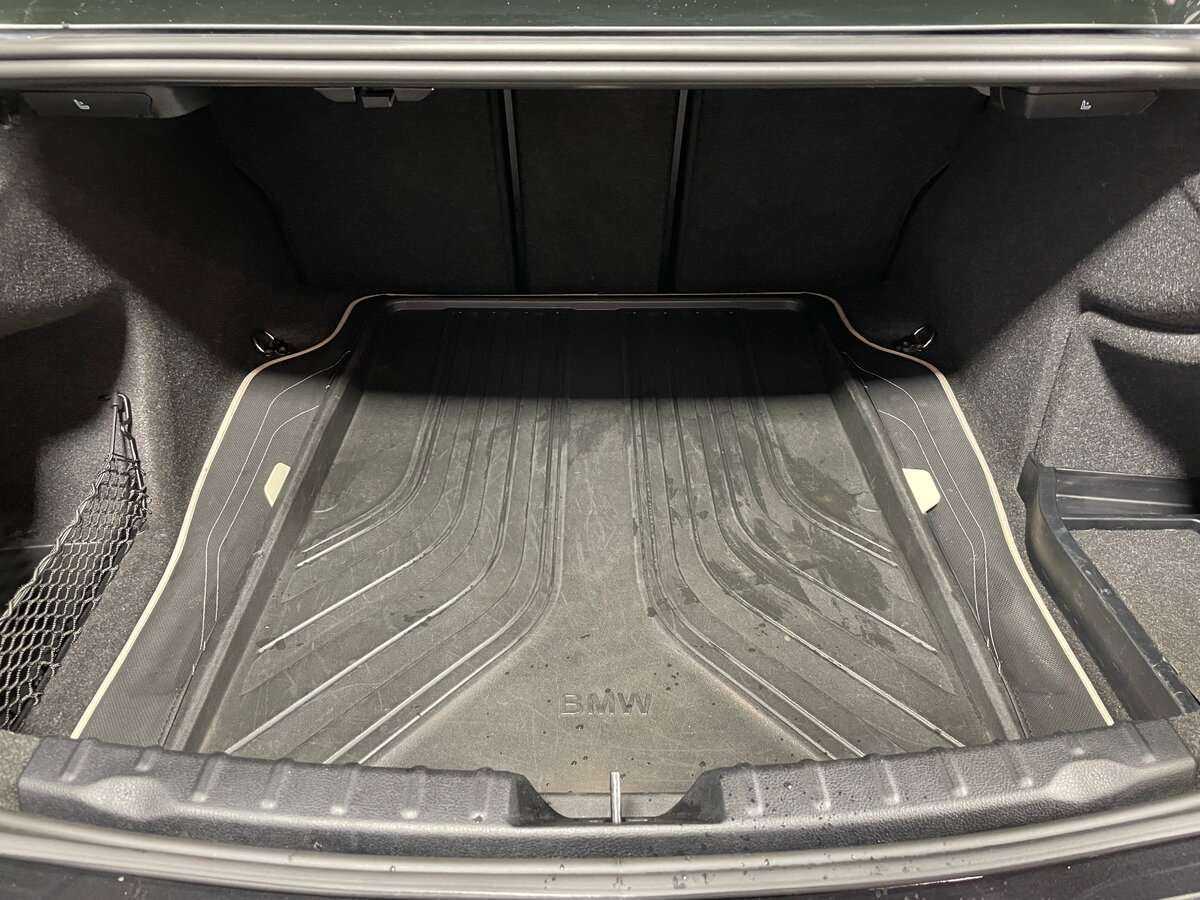 BMW 3 серии 2016 года с пробегом. Фото: #9