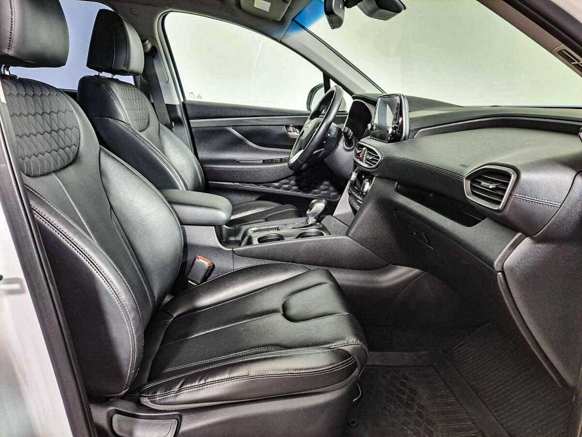Hyundai Santa Fe 2019 года с пробегом. Фото: #8