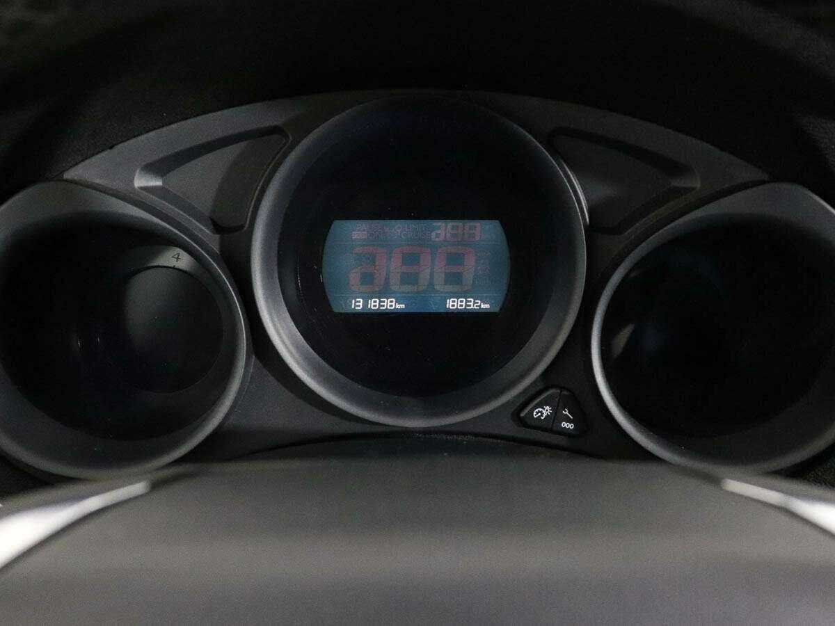 Citroen C4 2015 года с пробегом. Фото: #9