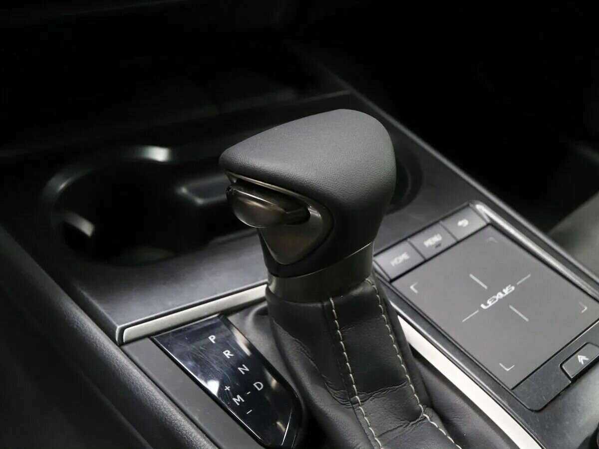 Lexus UX 2019 года с пробегом. Фото: #7