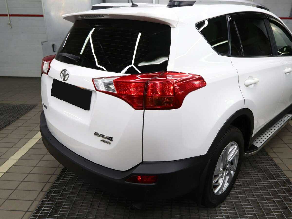 Toyota RAV4 2014 года с пробегом. Фото: #6
