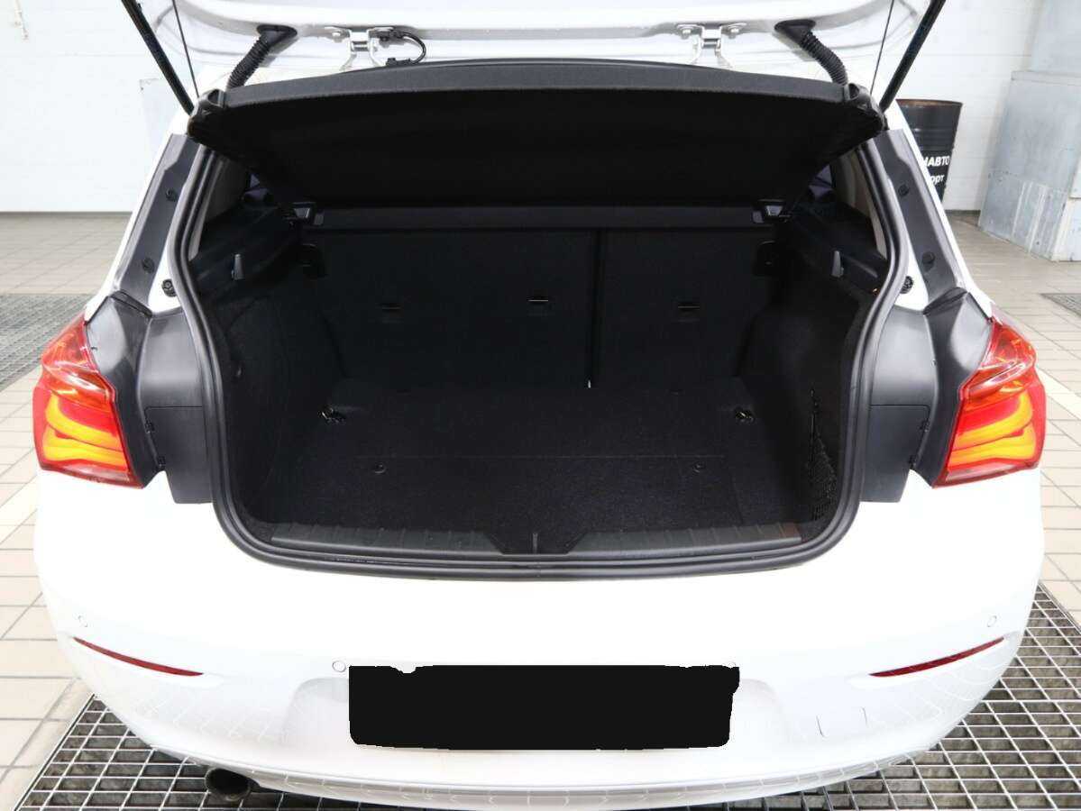 BMW 1 серии 2016 года с пробегом. Фото: #4