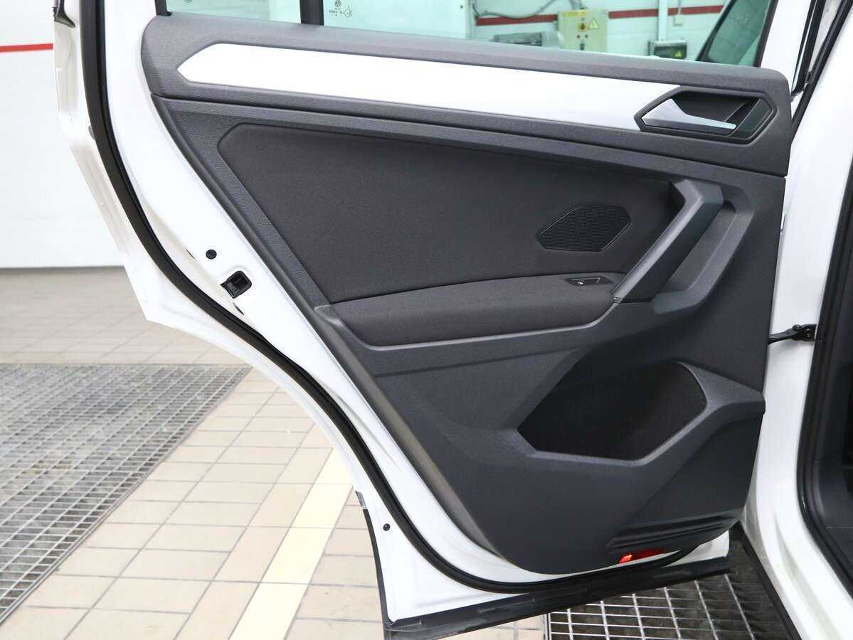 Volkswagen Tiguan 2018 года с пробегом. Фото: #9