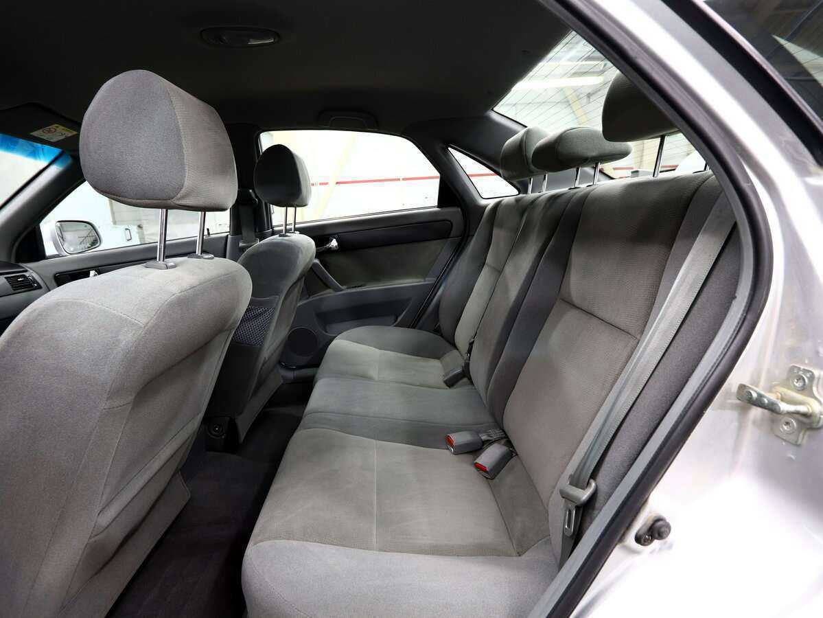 Б/У Дэу Гентра 2013 года. Фото: #9