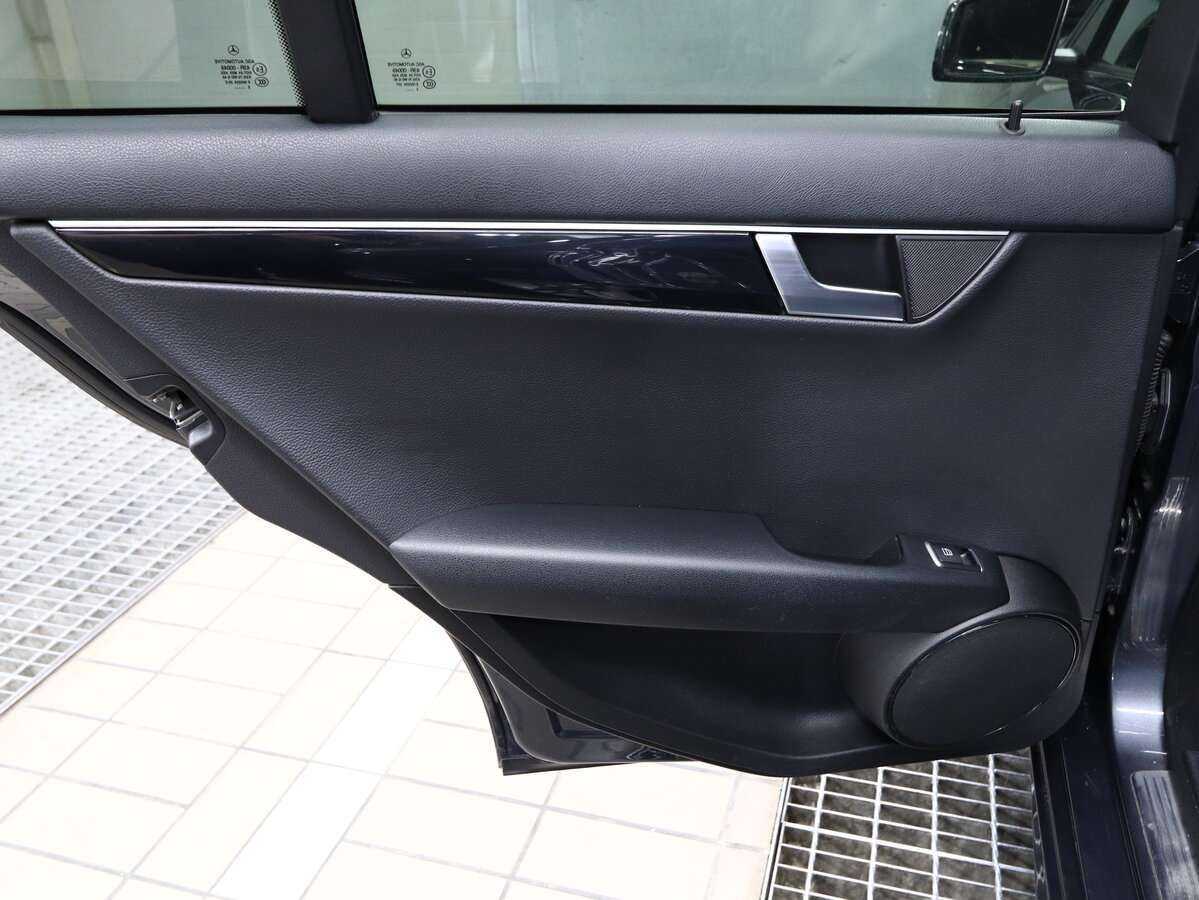 Mercedes-Benz C-Класс 2012 года с пробегом. Фото: #9