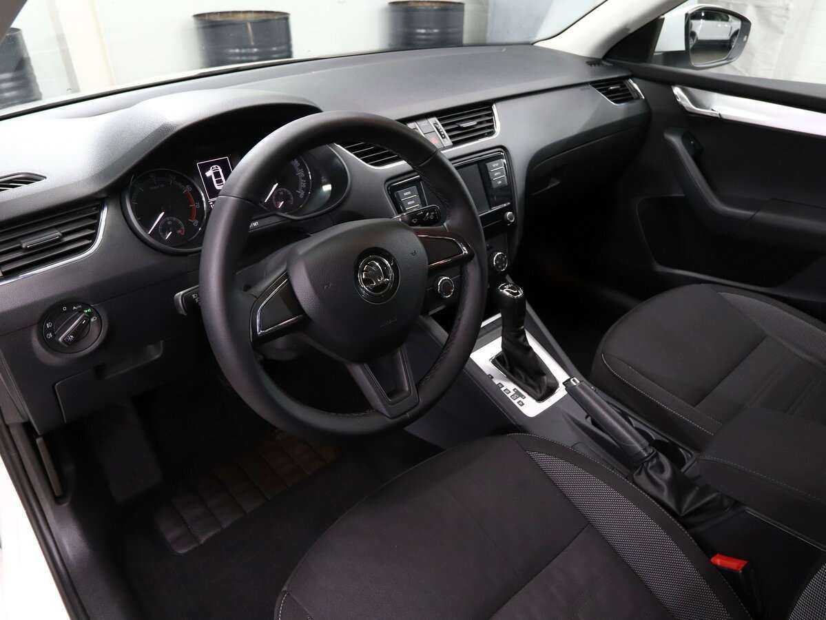 Skoda Octavia 2018 года с пробегом. Фото: #7
