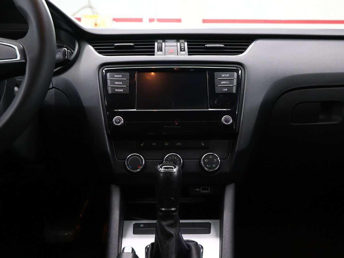 Skoda Octavia 2018 года с пробегом. Фото: #17