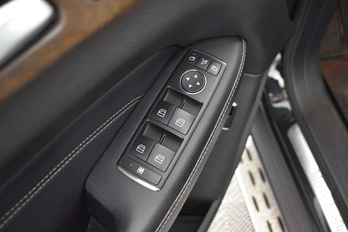 Mercedes-Benz M-Класс 2013 года с пробегом. Фото: #8