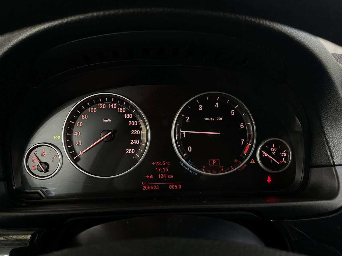 BMW 5 серии 2012 года с пробегом. Фото: #12