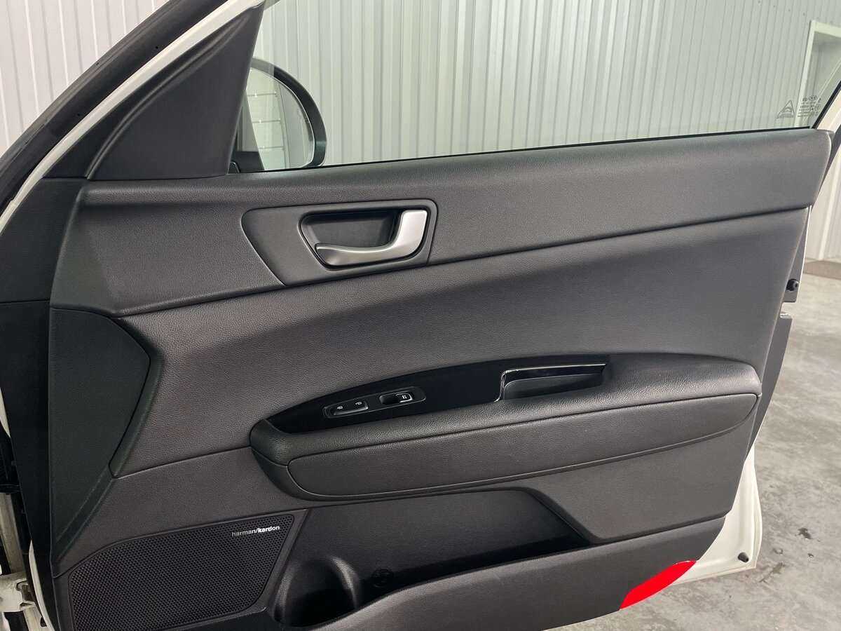 Kia Optima 2017 года с пробегом. Фото: #22