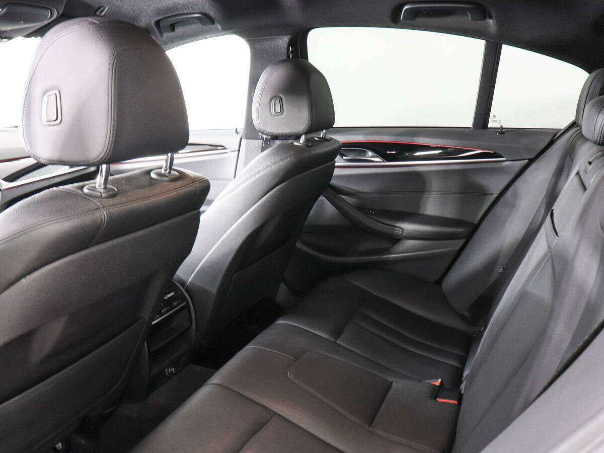 BMW 5 серии 2017 года с пробегом. Фото: #13