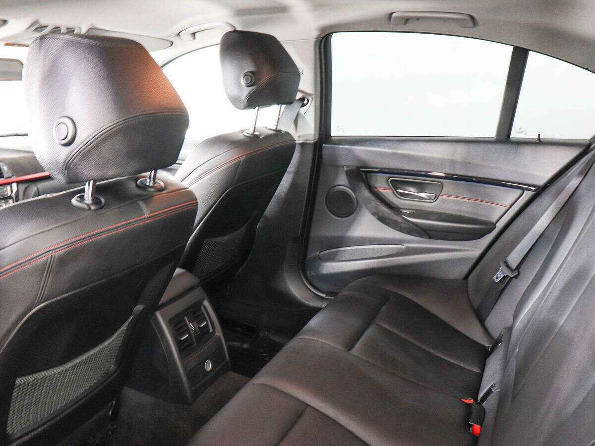 BMW 3 серии 2013 года с пробегом. Фото: #9