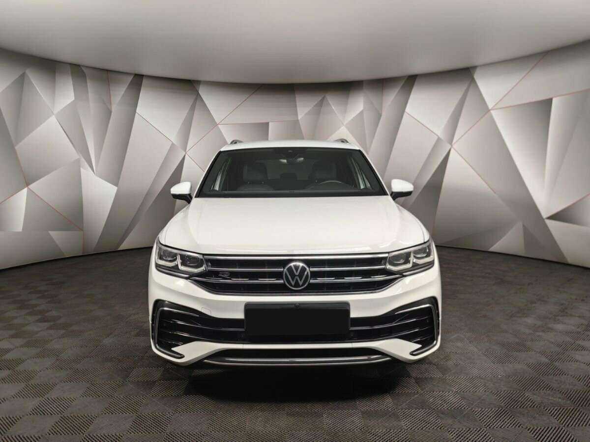 Volkswagen Tiguan 2021 года с пробегом. Фото: #6