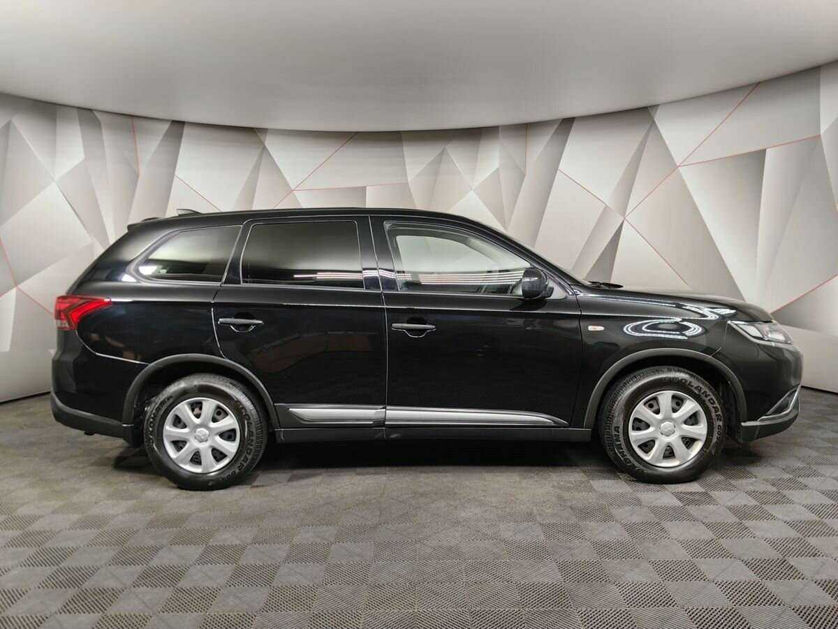 Mitsubishi Outlander 2020 года с пробегом. Фото: #5