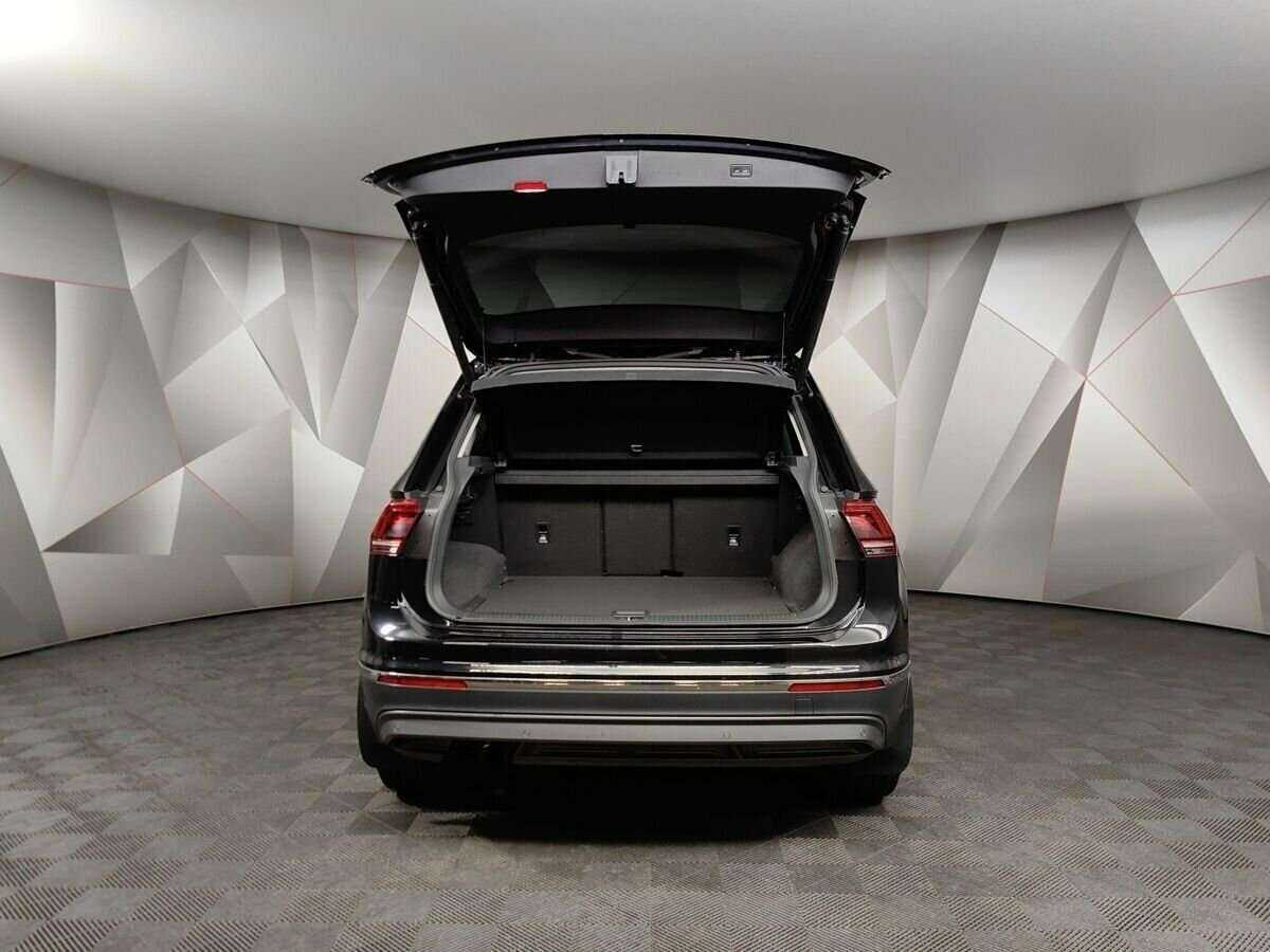 Volkswagen Tiguan 2018 года с пробегом. Фото: #17