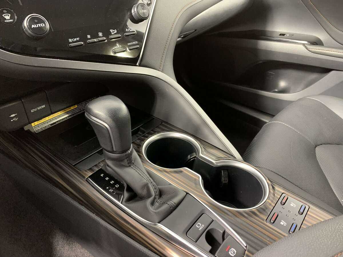 Toyota Camry 2021 года с пробегом. Фото: #14