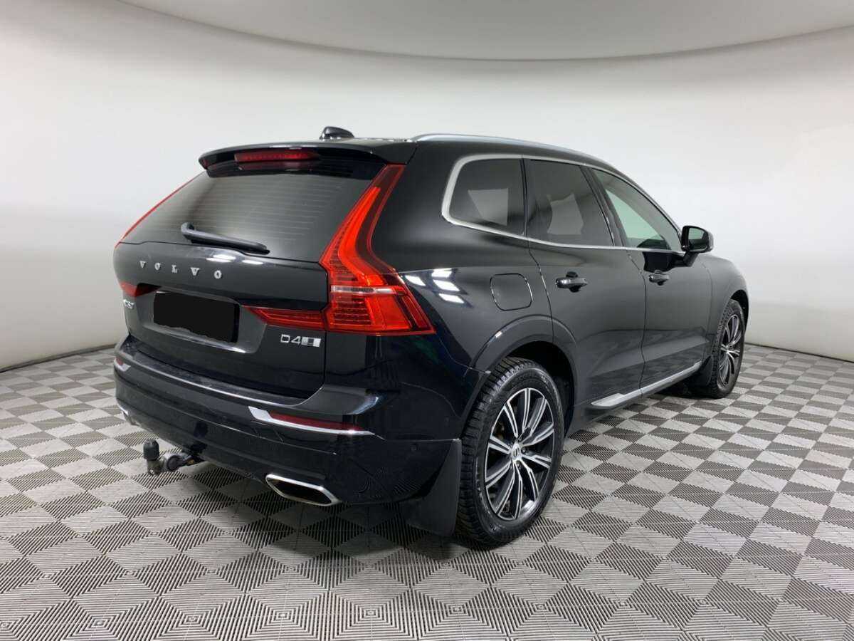 Volvo XC60 2019 года с пробегом. Фото: #4