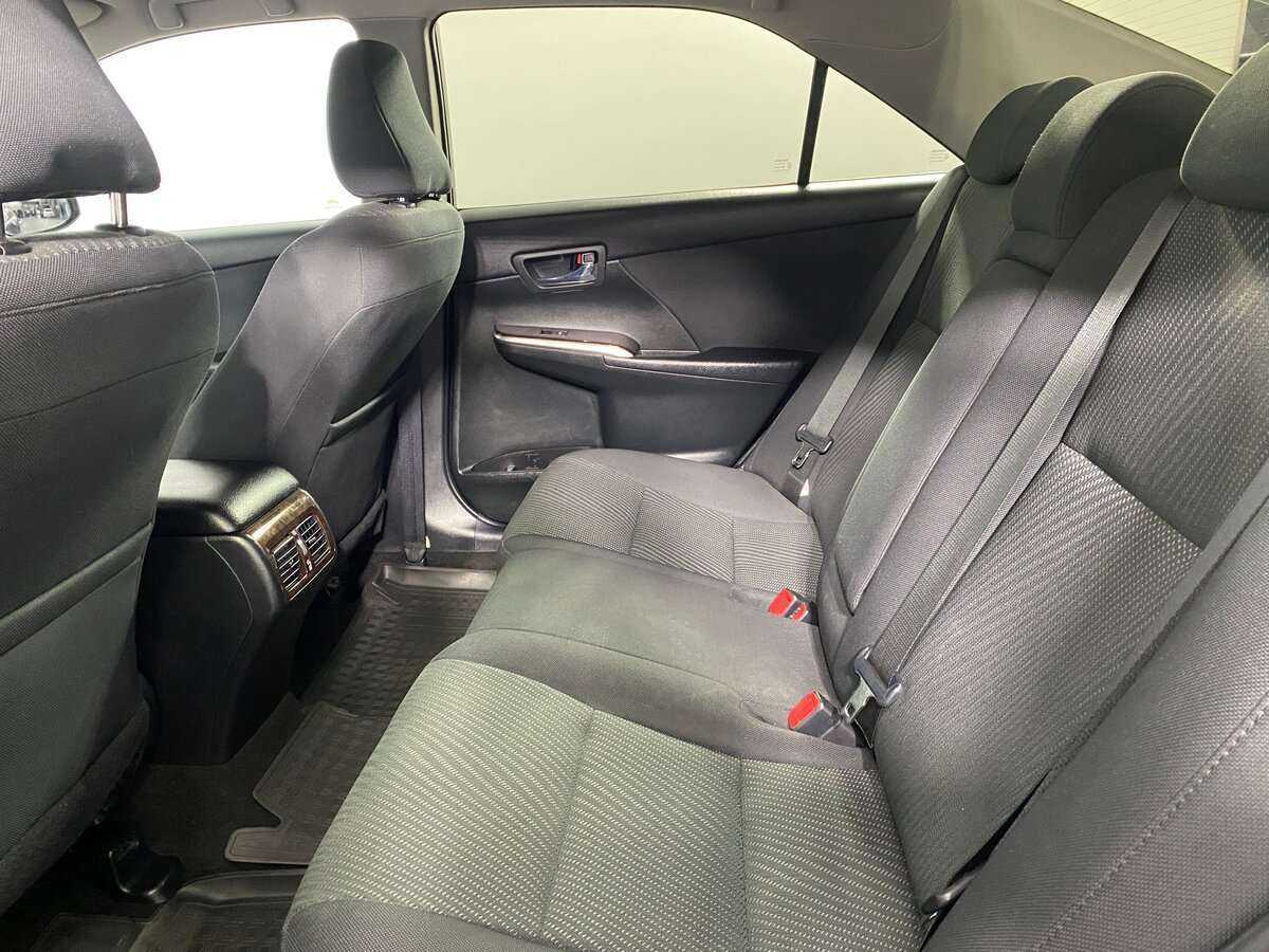 Toyota Camry 2017 года с пробегом. Фото: #19