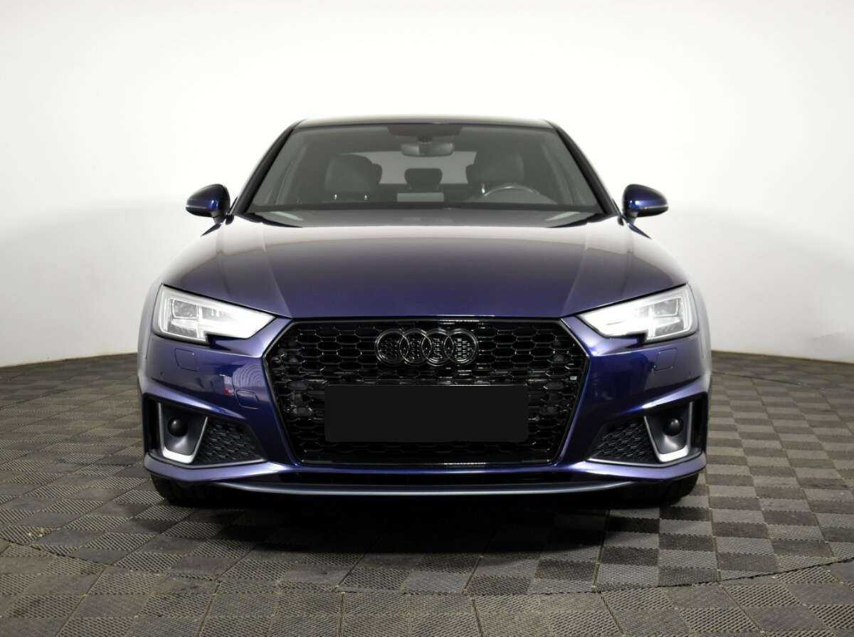 Audi A4 2018 года с пробегом. Фото: #1