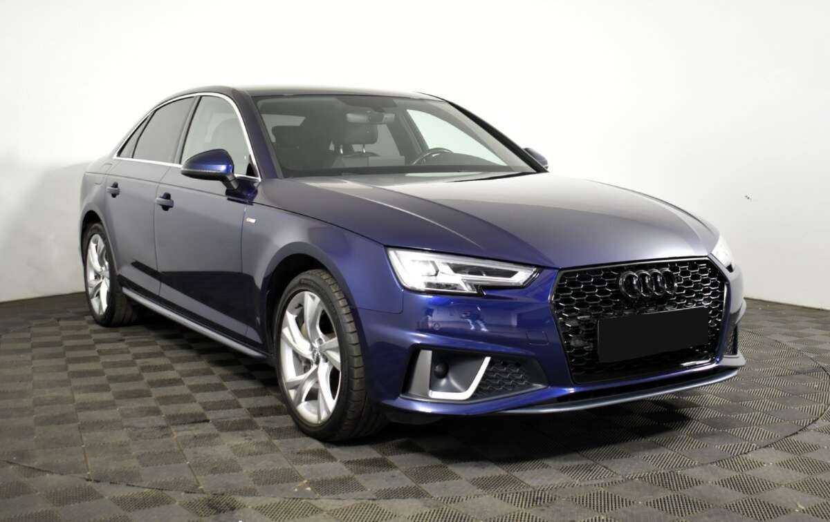Audi A4 2018 года с пробегом. Фото: #2