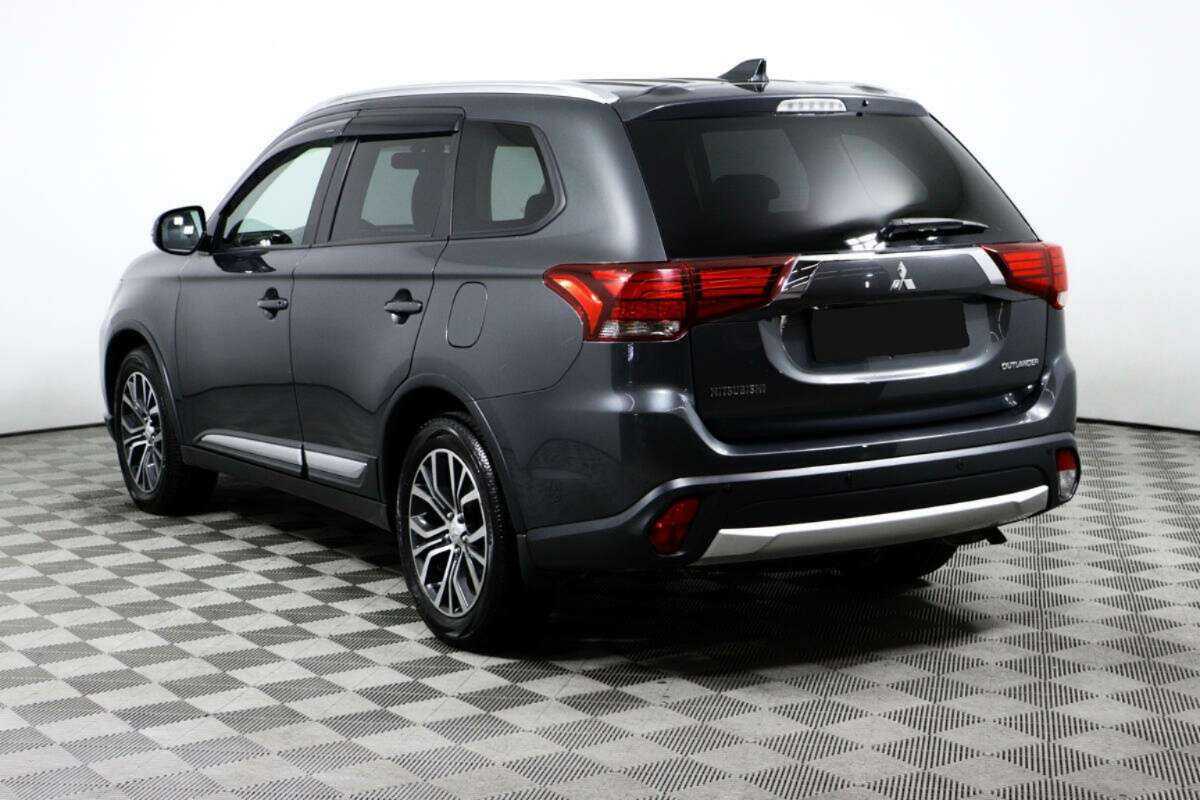 Mitsubishi Outlander 2018 года с пробегом. Фото: #6