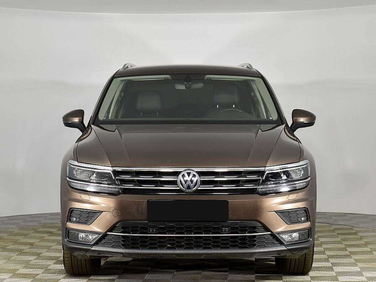 Volkswagen Tiguan 2018 года с пробегом. Фото: #2