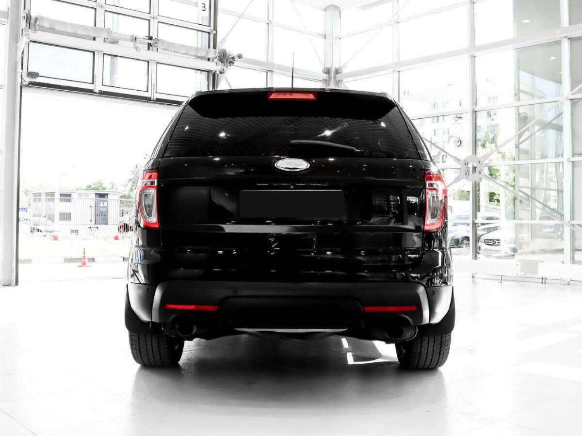 Ford Explorer 2014 года с пробегом. Фото: #5