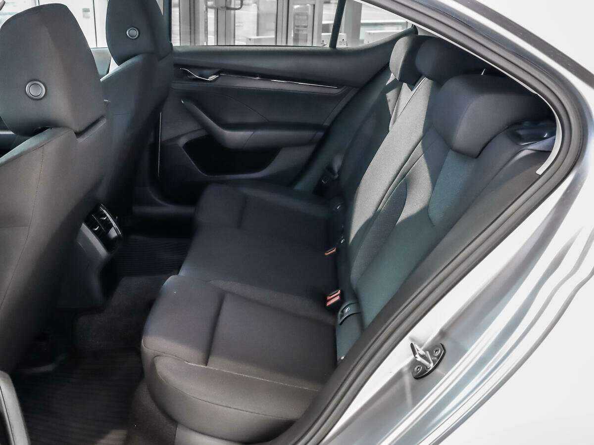 Skoda Octavia 2021 года с пробегом. Фото: #9