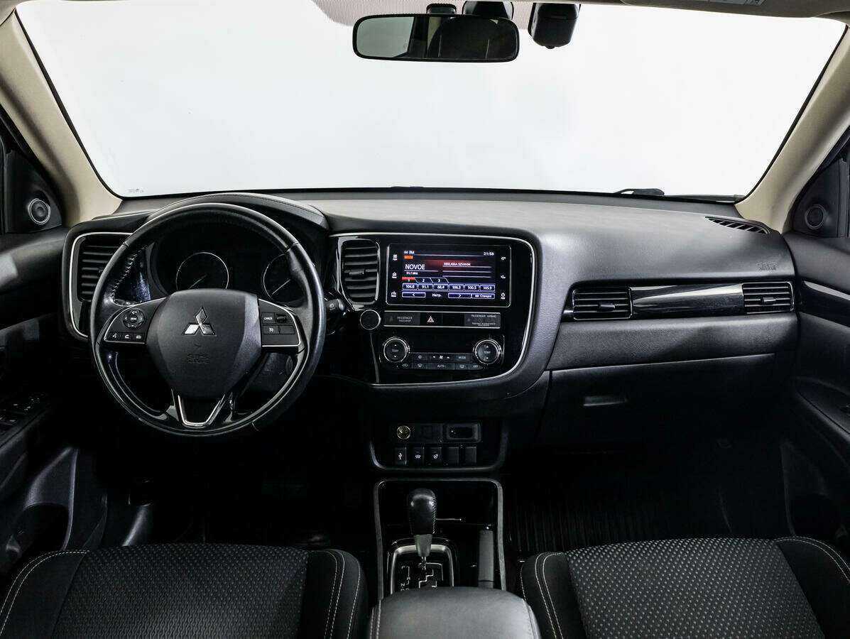 Mitsubishi Outlander 2019 года с пробегом. Фото: #10