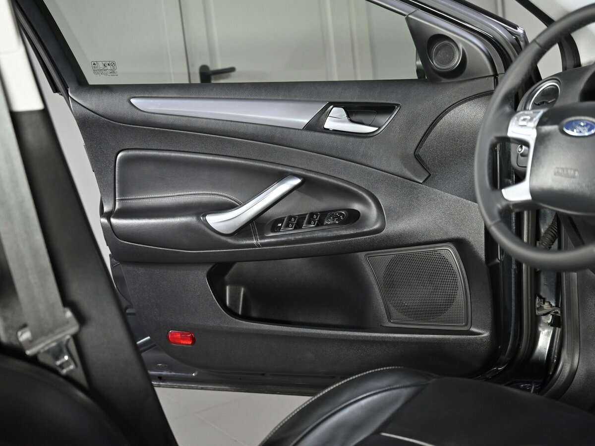 Б/У Форд Мондео 2012 года. Фото: #4