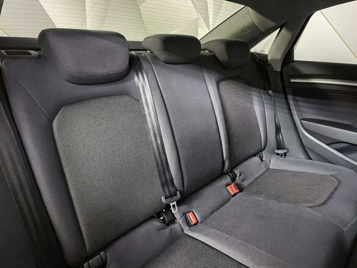 Audi A3 2019 года с пробегом. Фото: #12