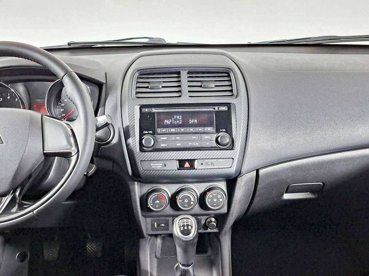 Б/У Митсубиши АС-Икс 2019 года. Фото: #12