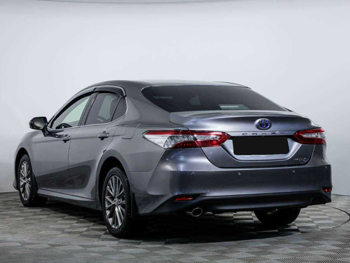 Toyota Camry 2021 года с пробегом. Фото: #5