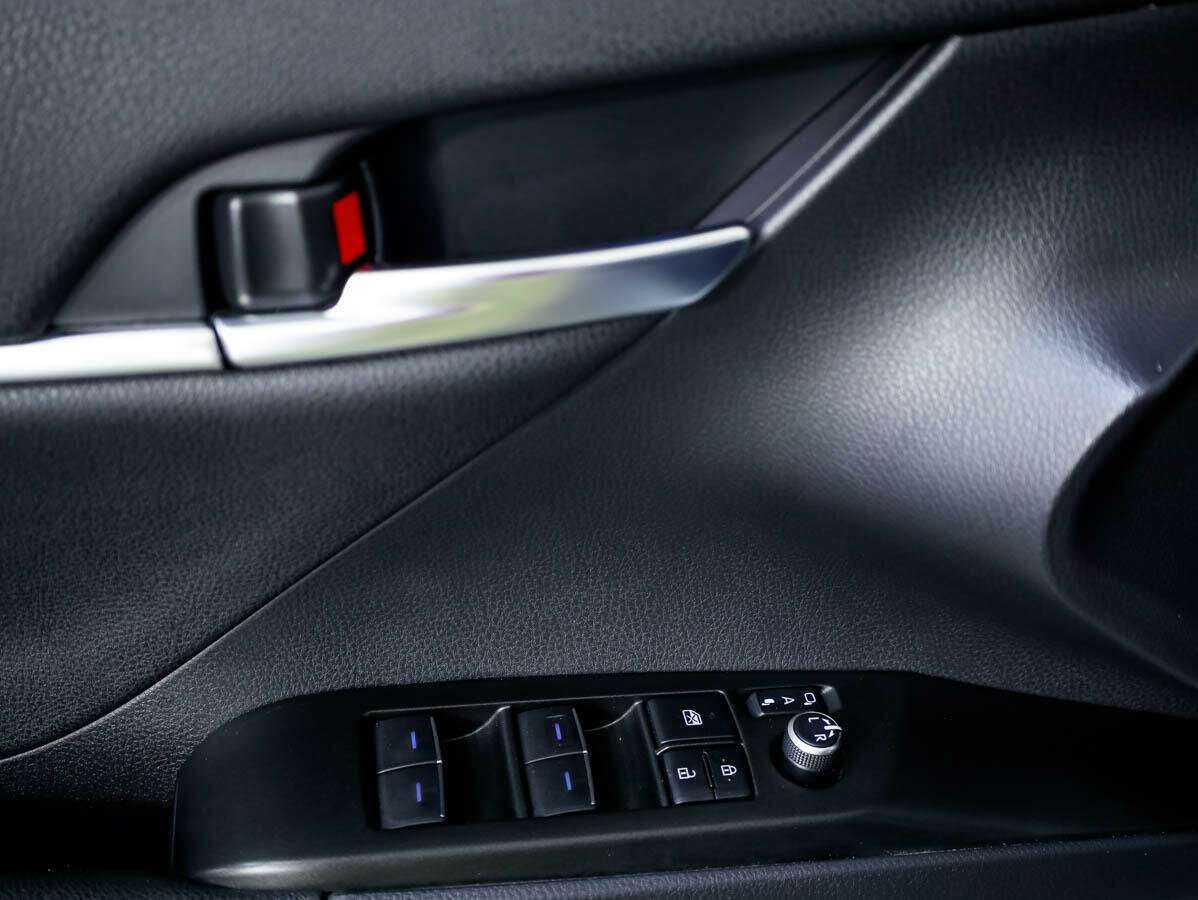 Toyota Camry 2021 года с пробегом. Фото: #12