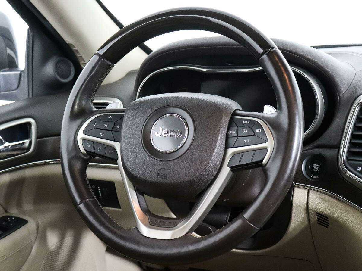 Jeep Grand Cherokee 2014 года с пробегом. Фото: #14