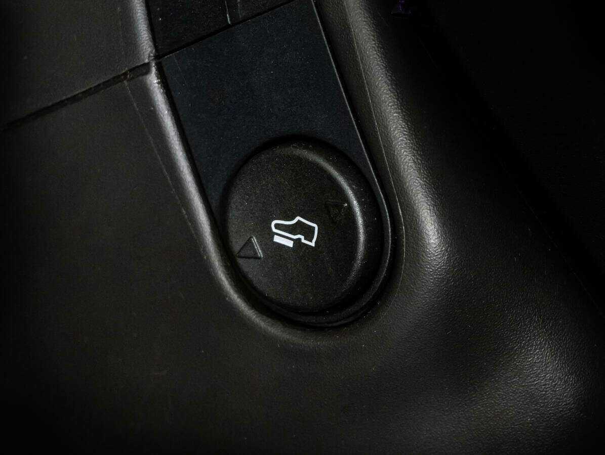 Ford Explorer 2013 года с пробегом. Фото: #17