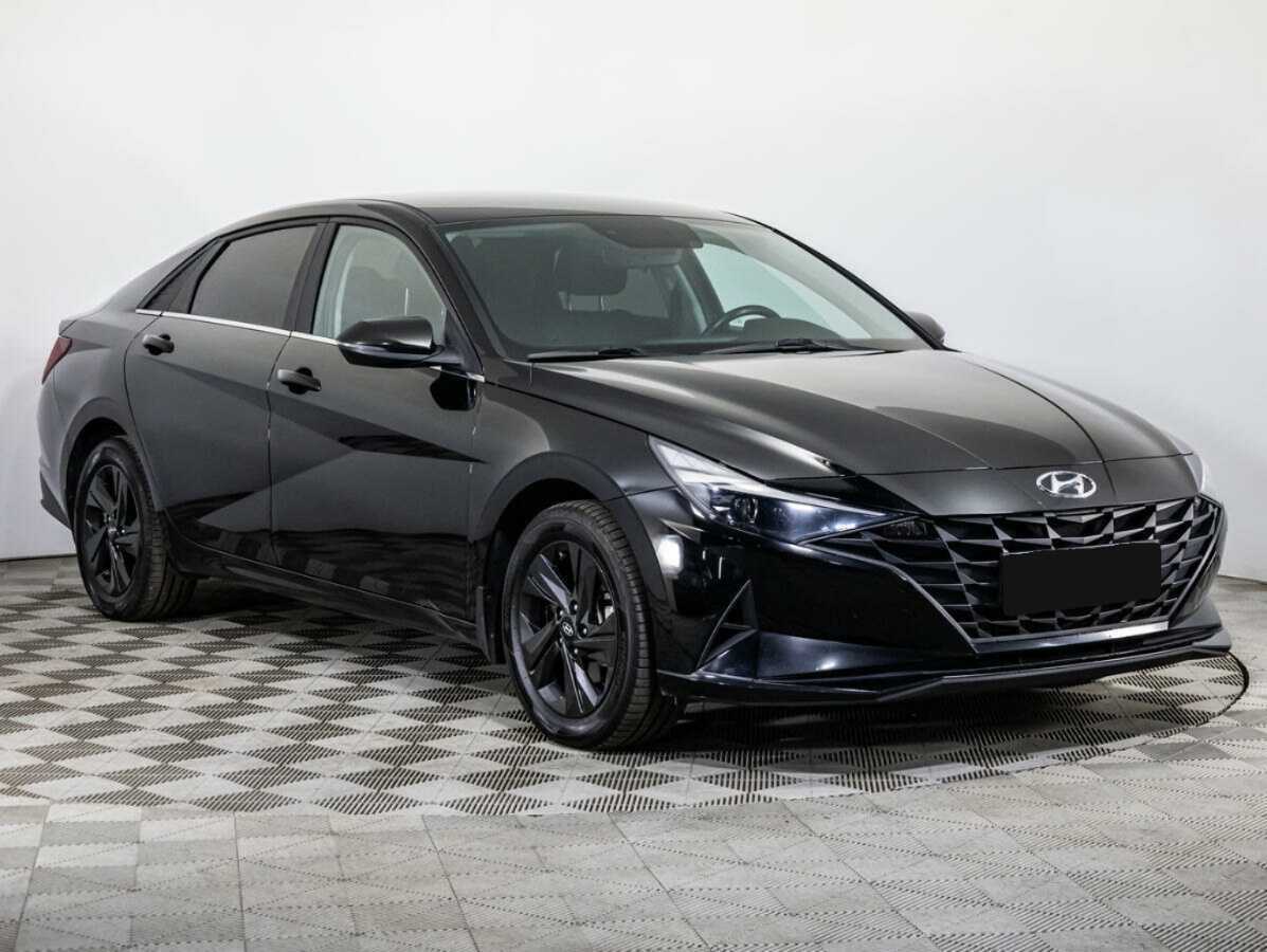 Hyundai Elantra 2020 года с пробегом. Фото: #2