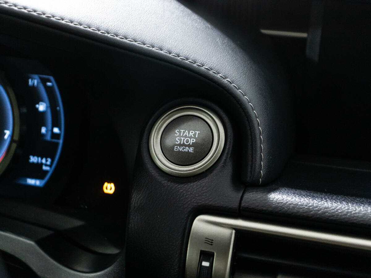 Lexus IS 2014 года с пробегом. Фото: #17