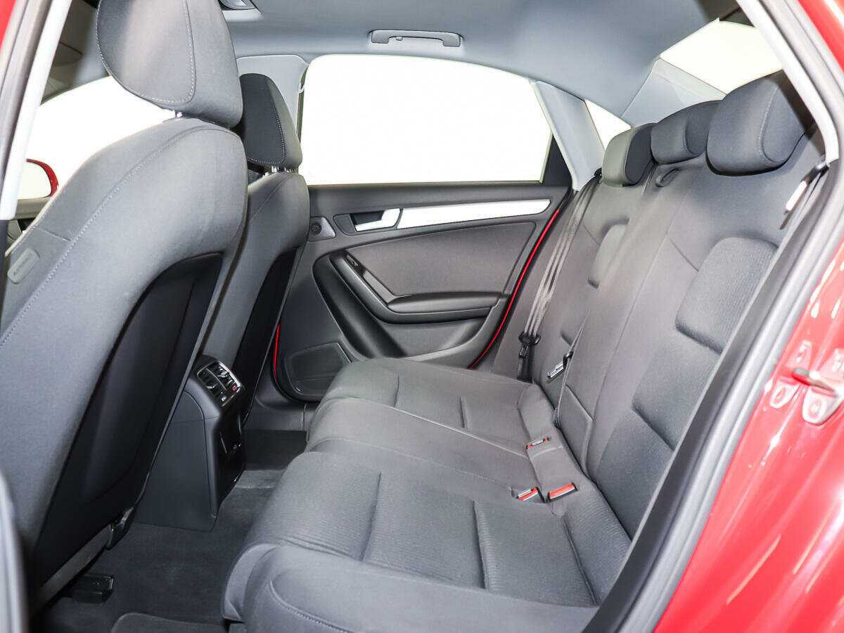 Audi A4 2012 года с пробегом. Фото: #9