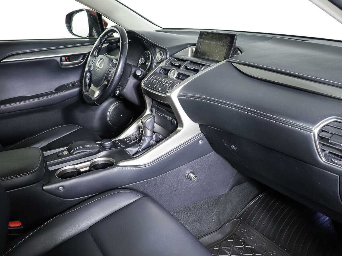 Lexus NX 2015 года с пробегом. Фото: #8