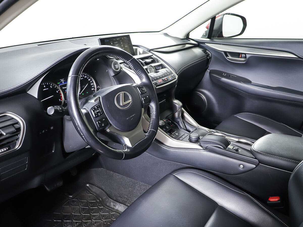 Lexus NX 2015 года с пробегом. Фото: #12