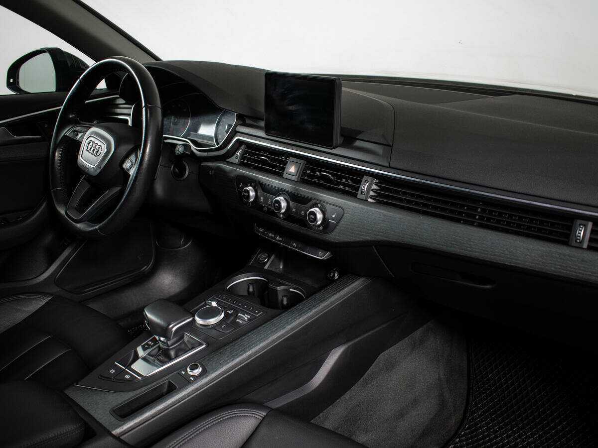 Audi A4 2017 года с пробегом. Фото: #8