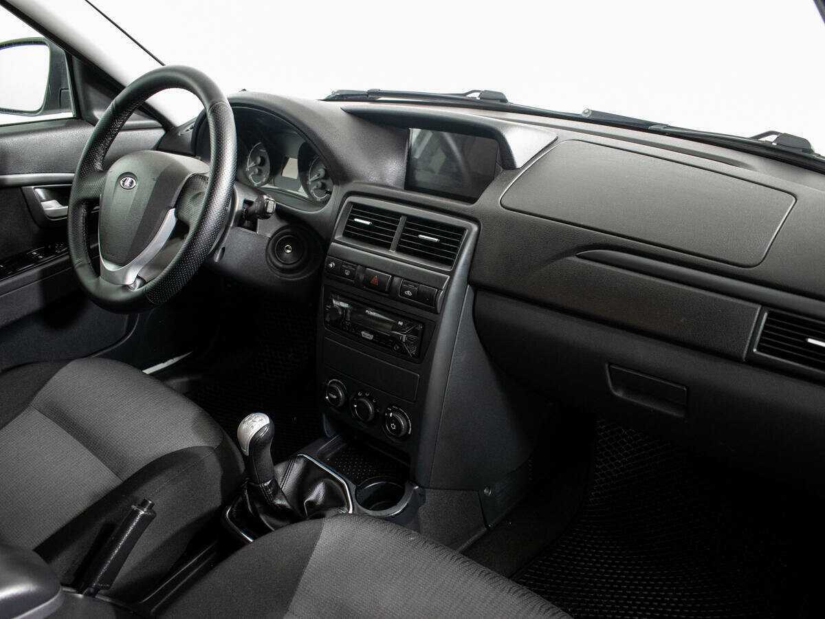 Lada (ВАЗ) Priora 2017 года с пробегом. Фото: #6