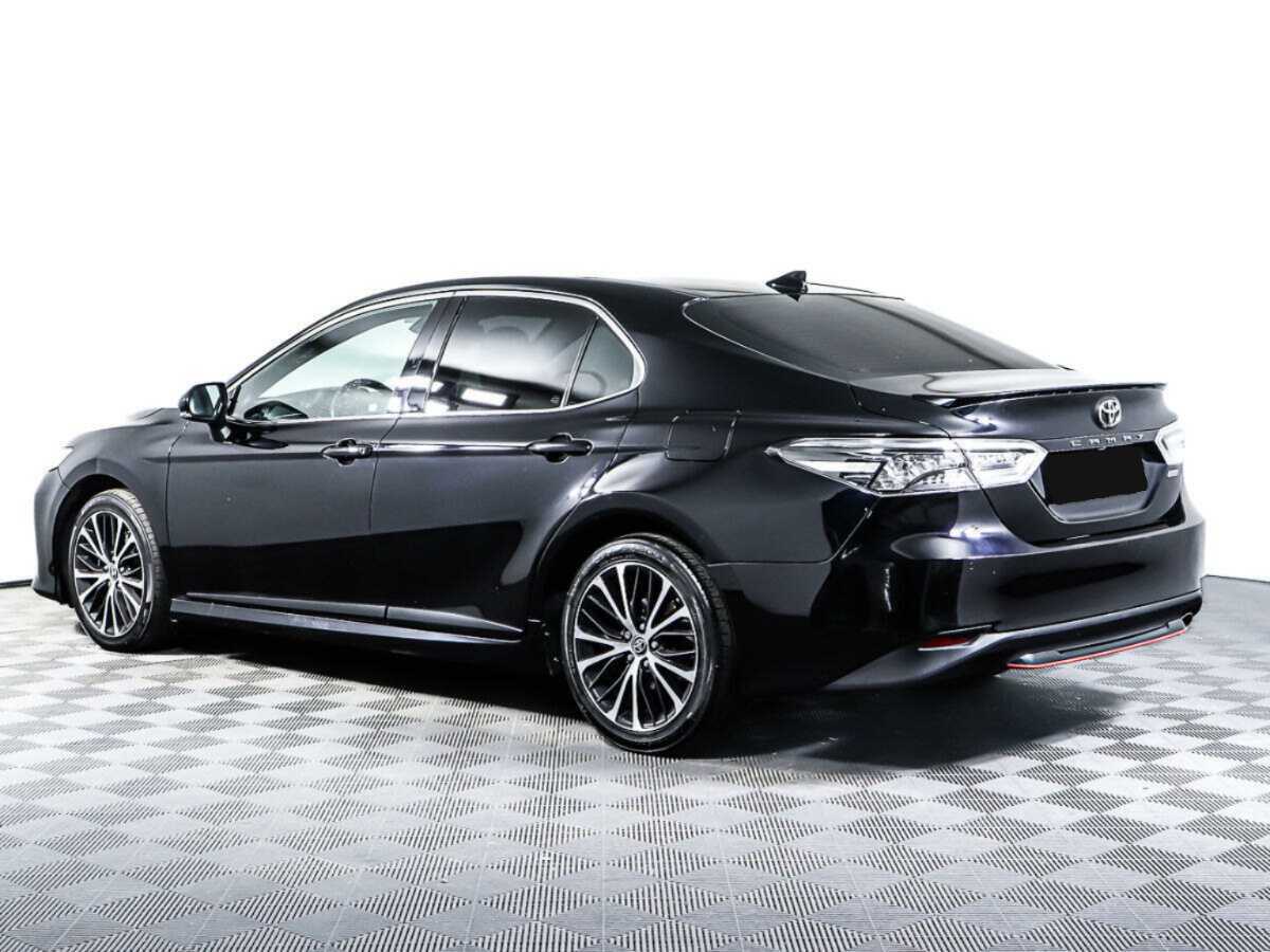 Toyota Camry 2020 года с пробегом. Фото: #6