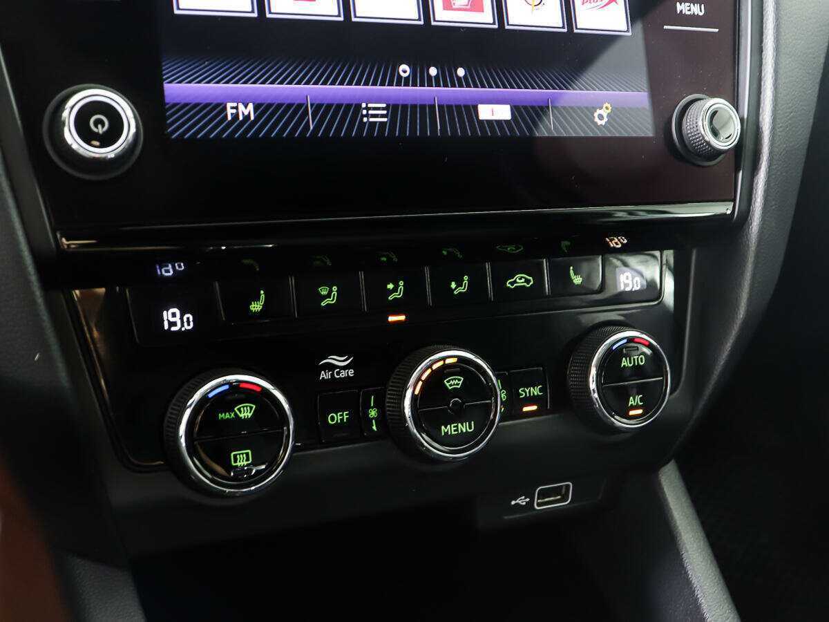 Skoda Octavia 2019 года с пробегом. Фото: #17